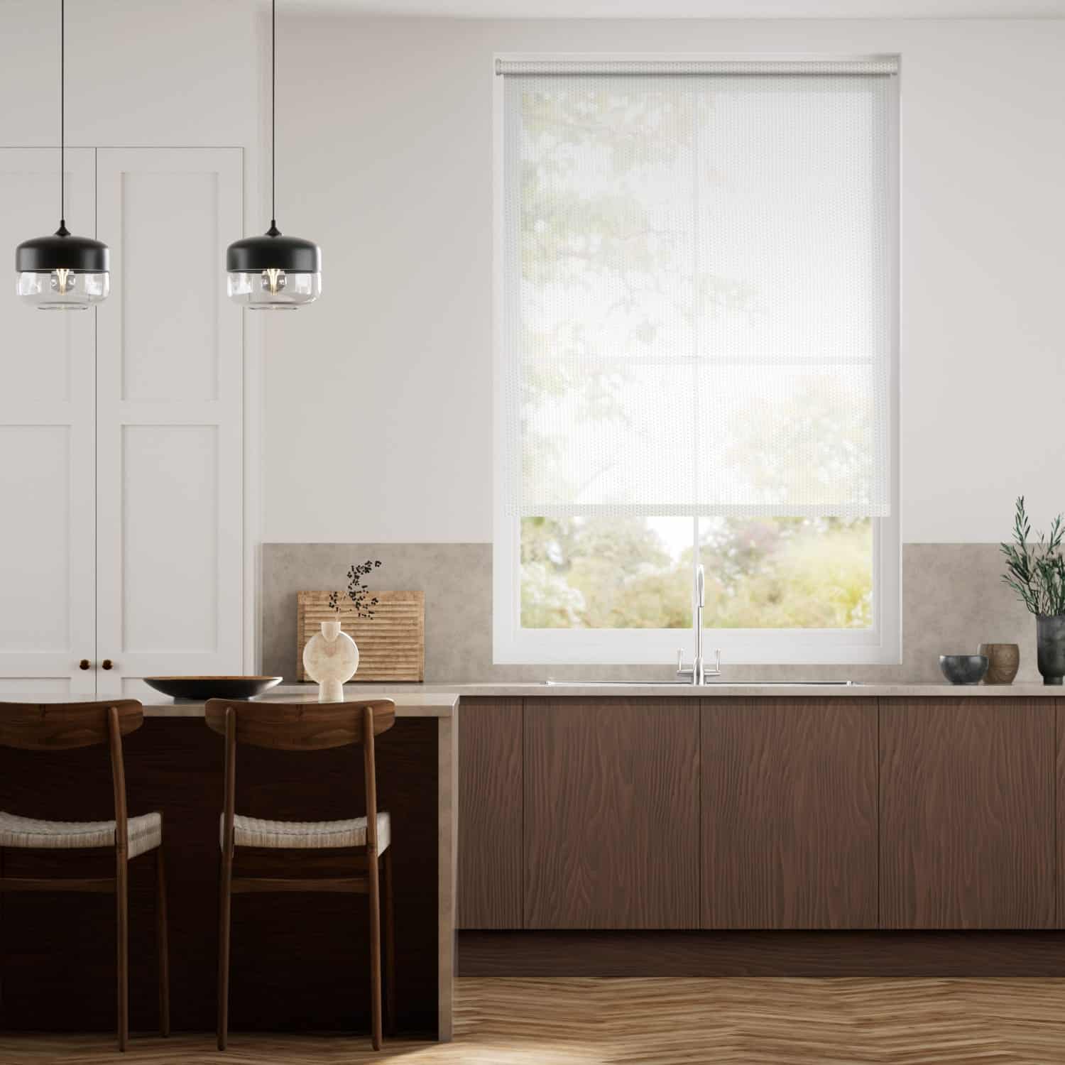 White screen roller blind that allows light in the room but blocks the sun